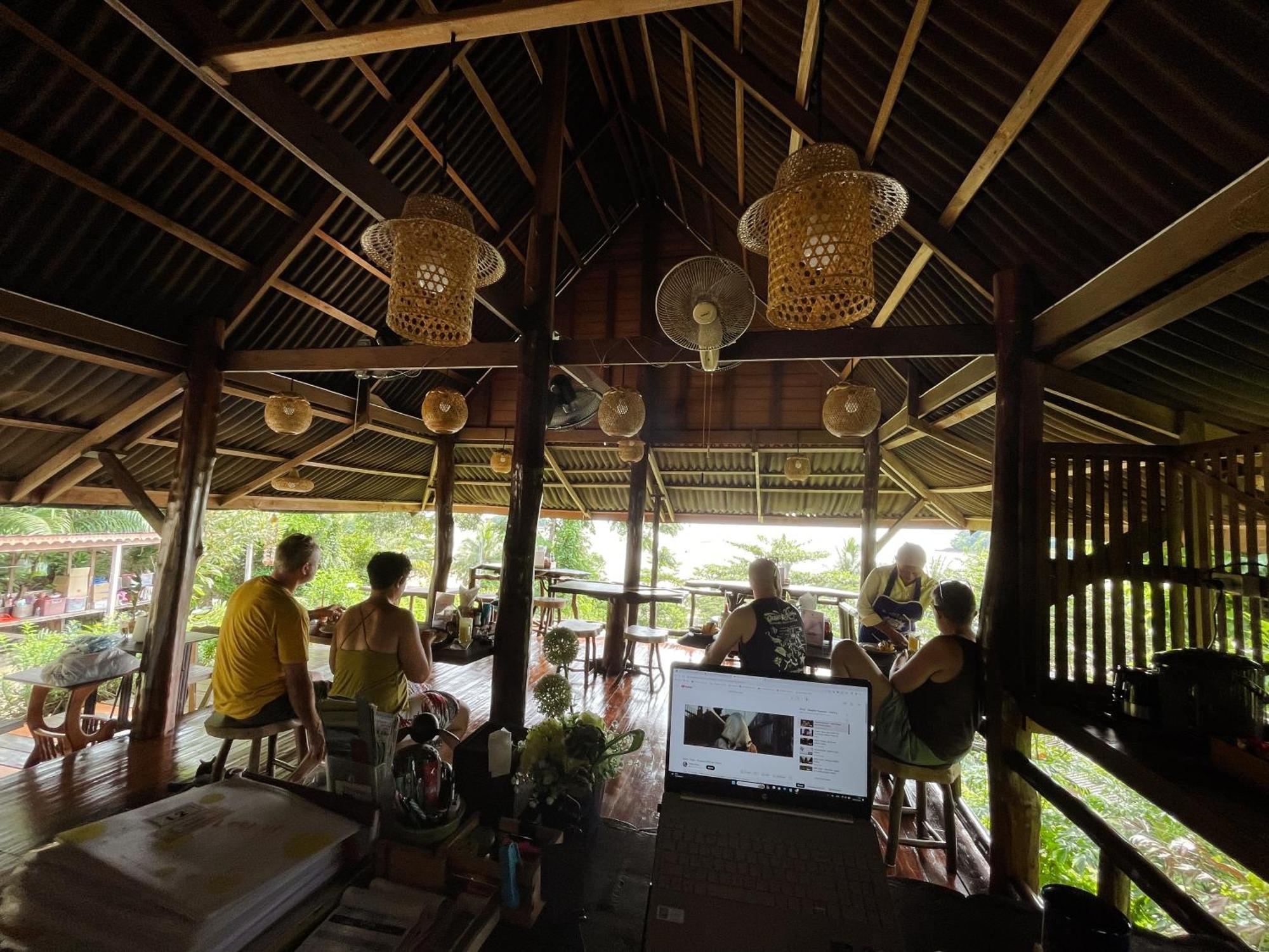 Hillhouse - Koh Yao Noi Bed & Breakfast Exterior foto